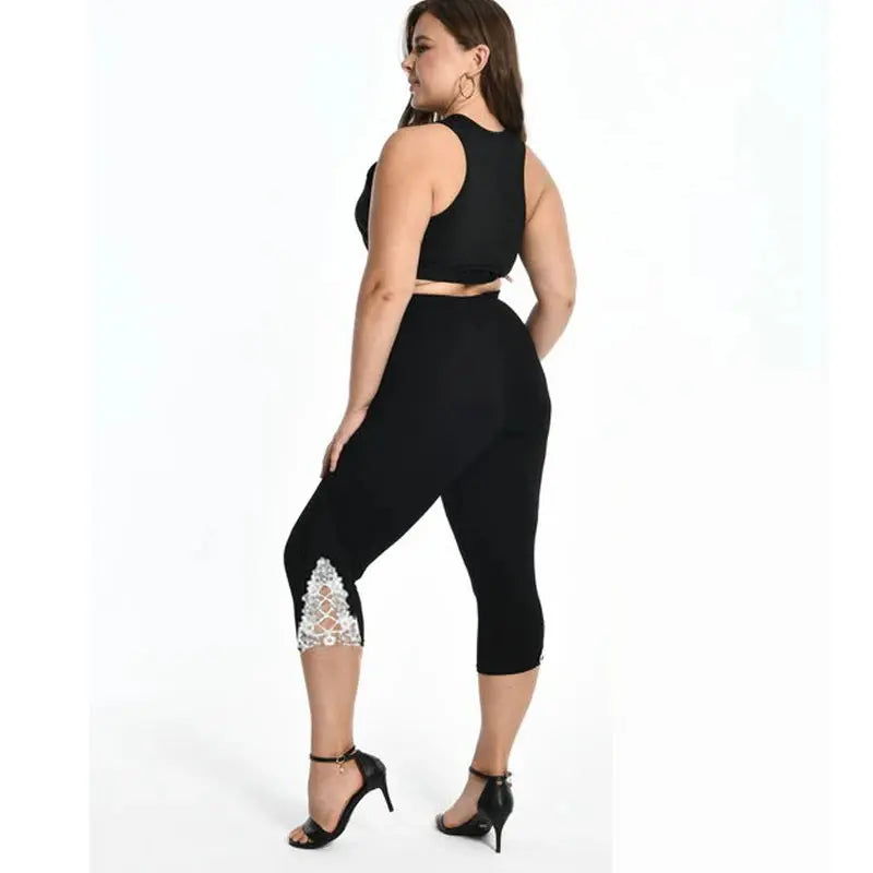 Comfortable Summer Capri Leggings For Women, Plus Sizes XS-7XL - Fashionable summer capri leggings with lace details.